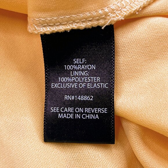 torrid Mini Gauze Smocked Waist Dress Strawberries Yellow Dress Size 3 - NWOT - Picture 8 of 9